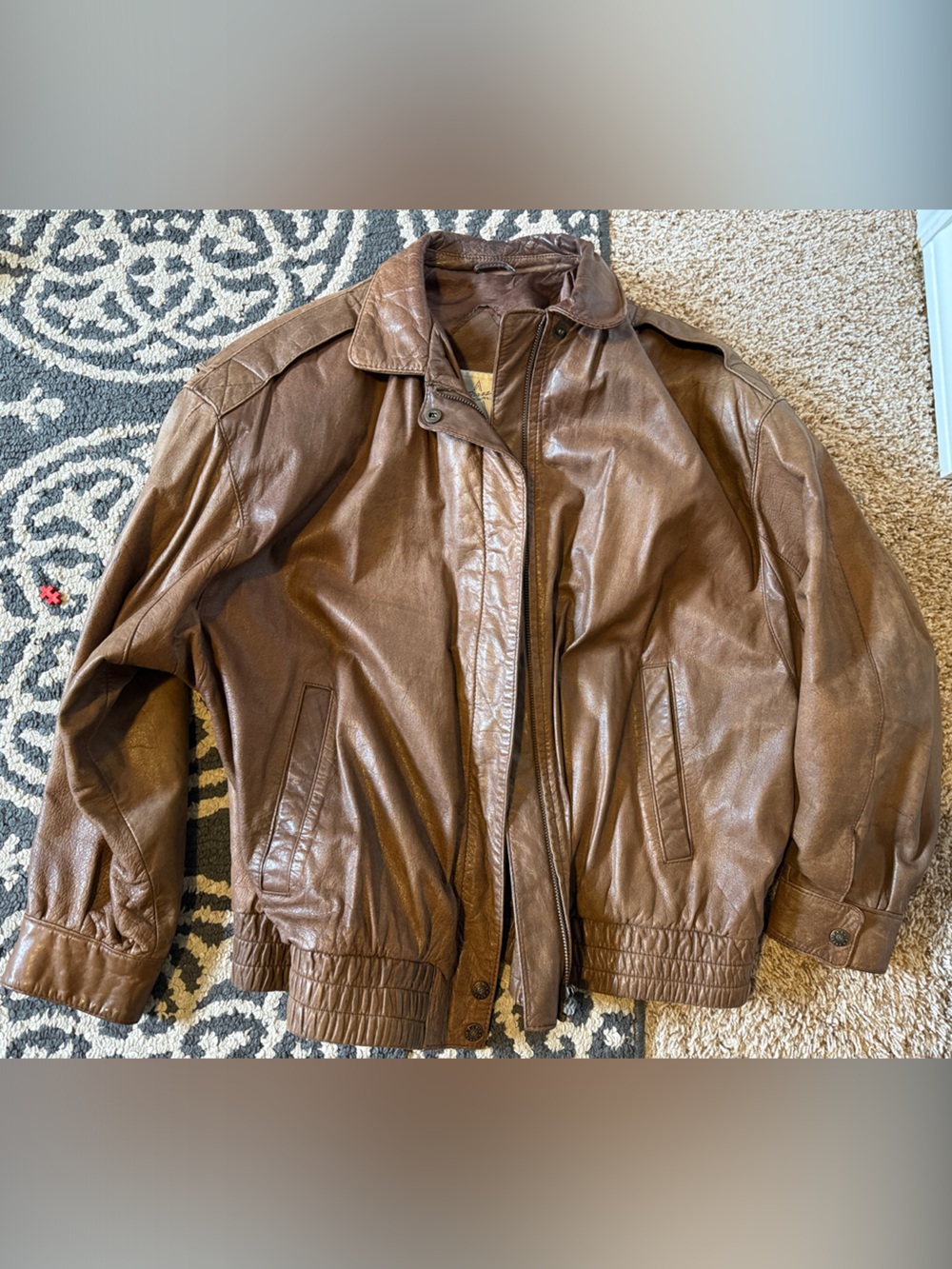Vintage 100% Leather Bomber Jacket - Classic Casual Bomber